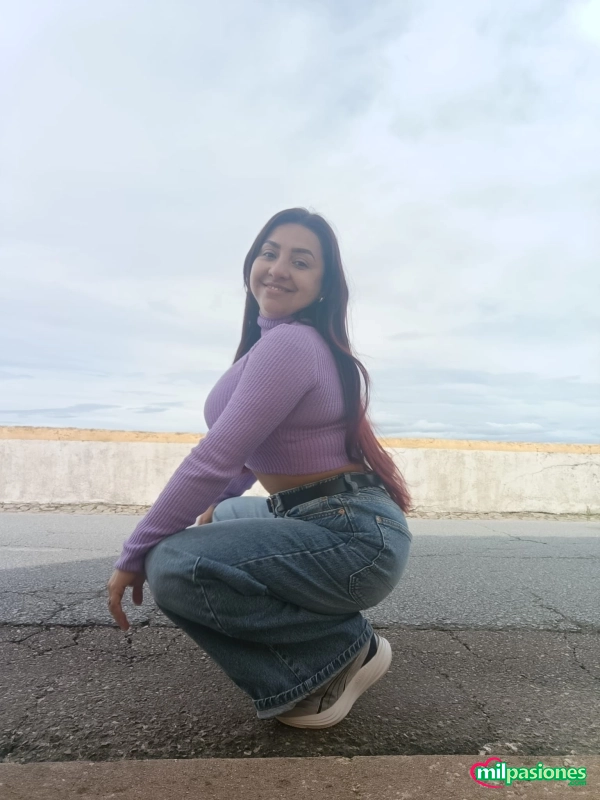 Miniatura 6 de Soy una mujer de baja estatura y muy inteligente