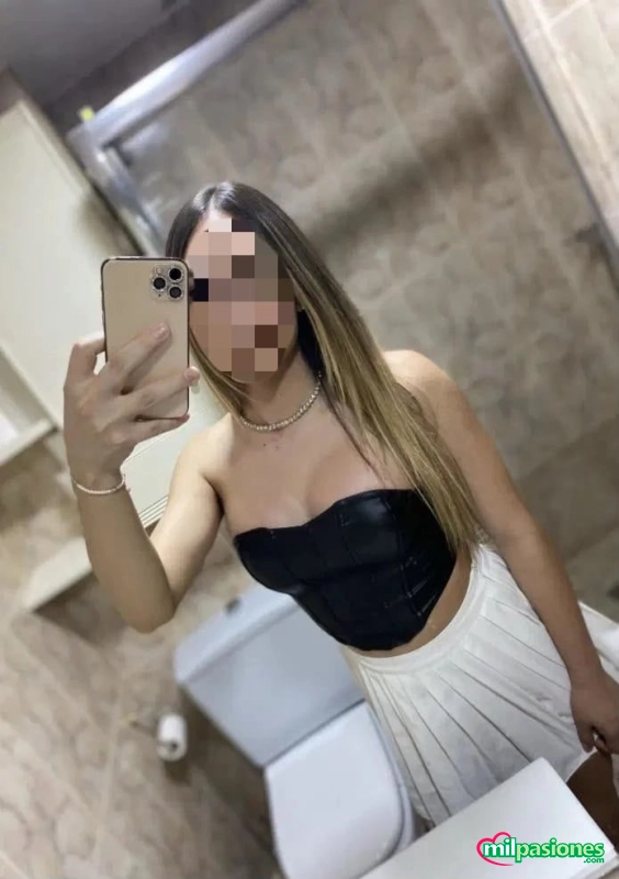 Miniatura 4 de EN LOS BOLICHES DELICIOSA IMPLICADA ARDIENTE COMPLACIENTE