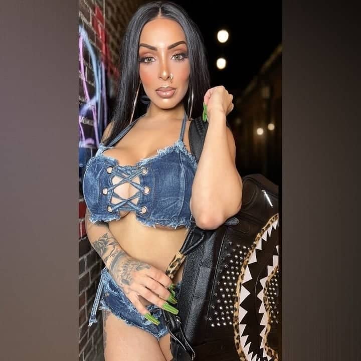 Avatar de @missmeenaofficial
