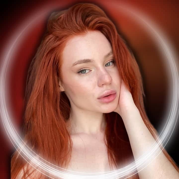 Foto principal de Rita Red Devil 🦊